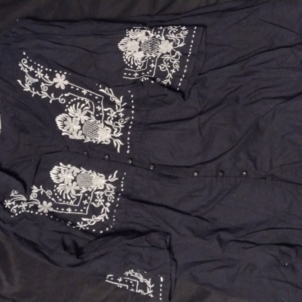 Black and White Embroidered top